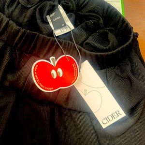 Cider stretchy wide leg pants